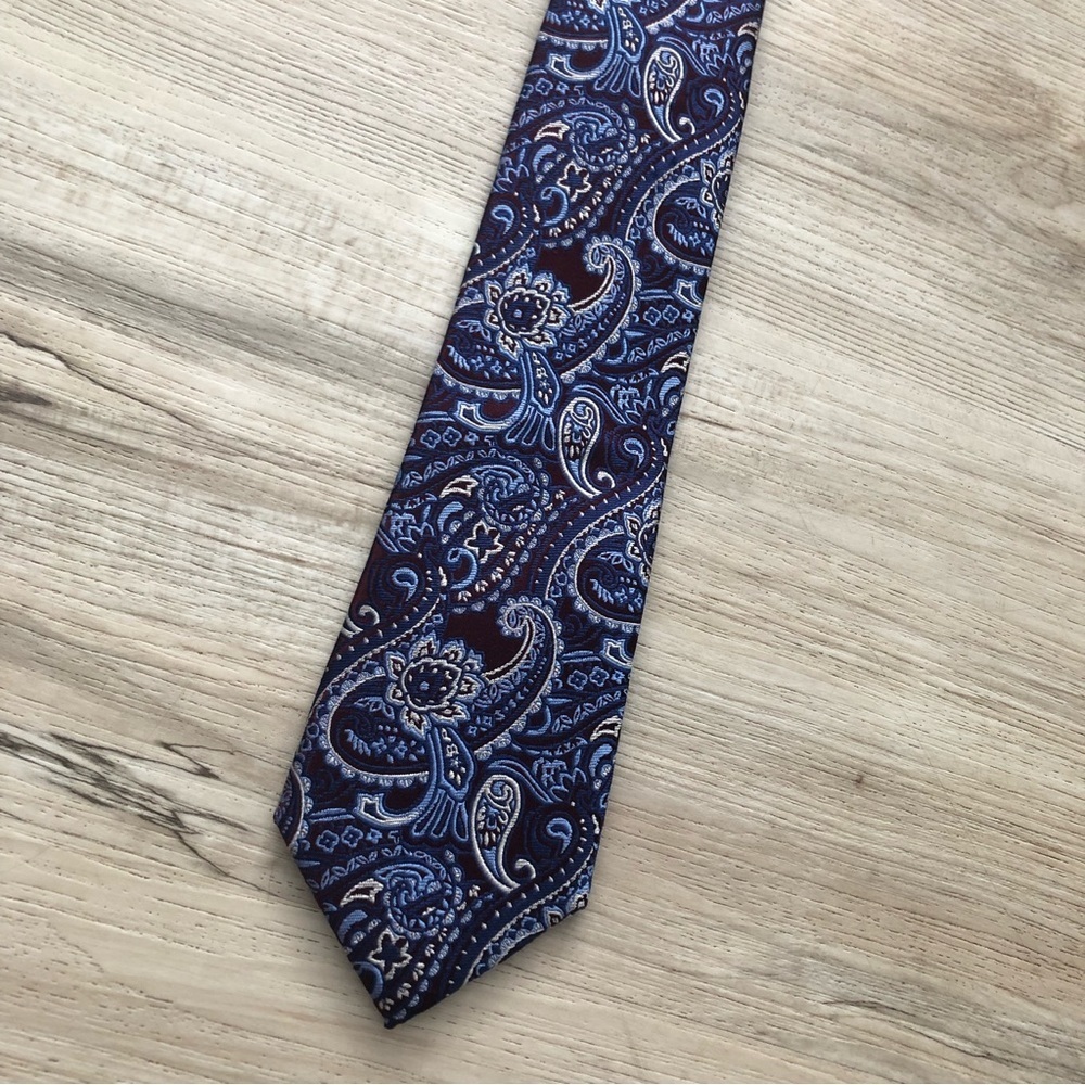 Bellissimo 100% Silk Mens Paisley Tie